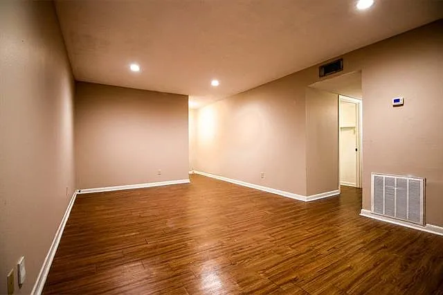 3 bed, 2.5 bath, 1763 sqft, $1,800 — Photo 3