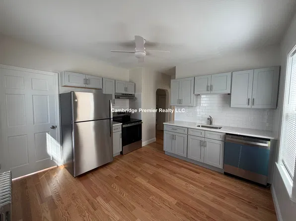 343 Main St Floor 2, Medford, MA 02155