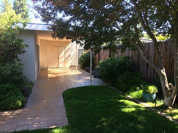 5th image of 3314 American River Dr