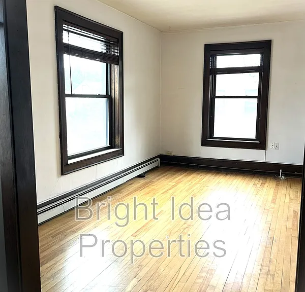 2202 Hennepin Ave E #5 — Photo 5