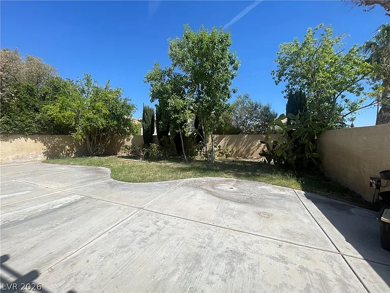 2538 Furnace Creek Ave — Photo 24