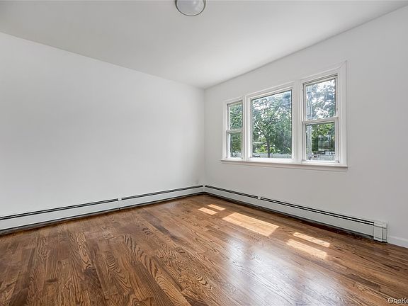 4th image of 239 Ocean Avenue