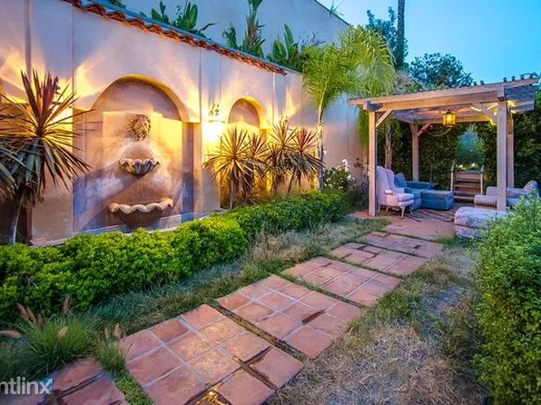 6361 W Quebec Dr, Los Angeles, CA 90068