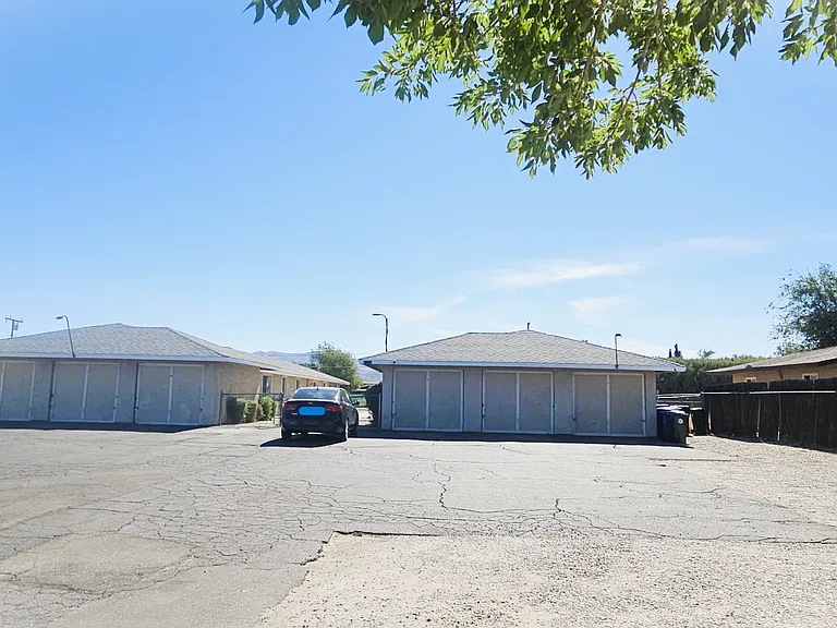12959 Navajo Rd #B — Photo 1