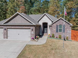 34 Reighton Dr, Bella Vista, AR 72714