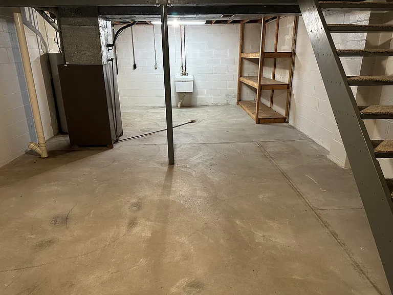 3173 W 40th St — Photo 14