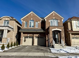 389 Royal West Dr, Brampton, ON L6X5J9