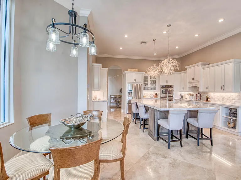 8801 Wellington View Dr — Photo 21