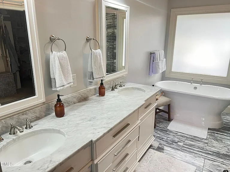 2200 Misskelly Dr — Photo 22