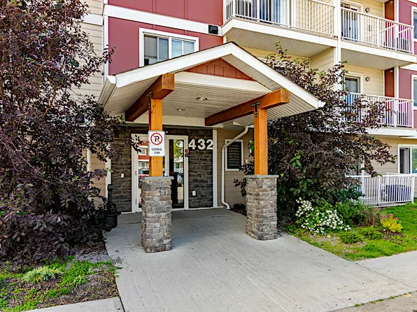 Brintnell Place Apartments, 440 Brintnell Blvd NW, Edmonton, AB T5Y 0T1