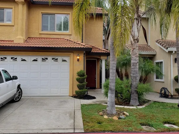 9365 Villa Bella Ln, Orangevale, CA 95662