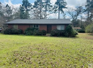 501 Hickory Ln, Queen City, TX 75572