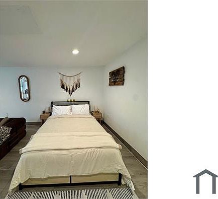 2nd image of 3995 McKenzie St