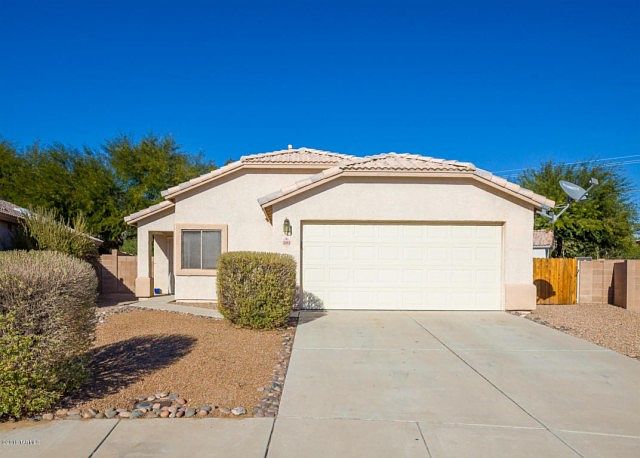 1st image of 2882 W Medallion Dr