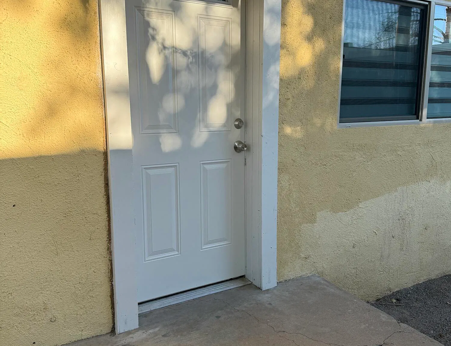 1 bed, 1.0 bath, 550 sqft, $1,200 — Photo 2