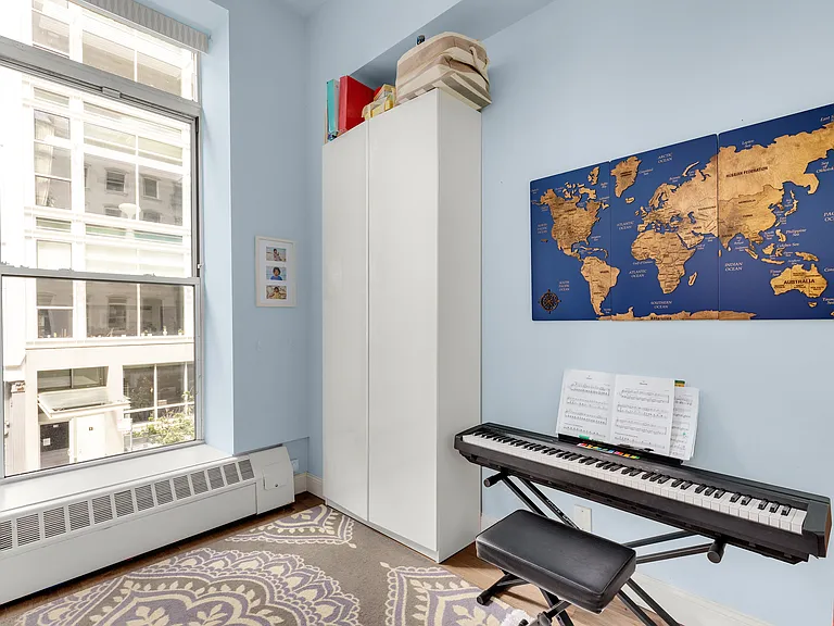 19 Warren St #2W — Photo 8