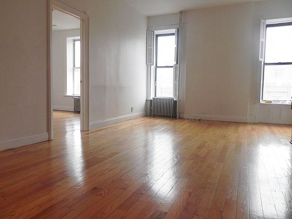 5th image of 654 Putnam Ave APT D1