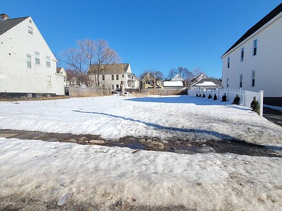 5th image of 1584 Avenue A