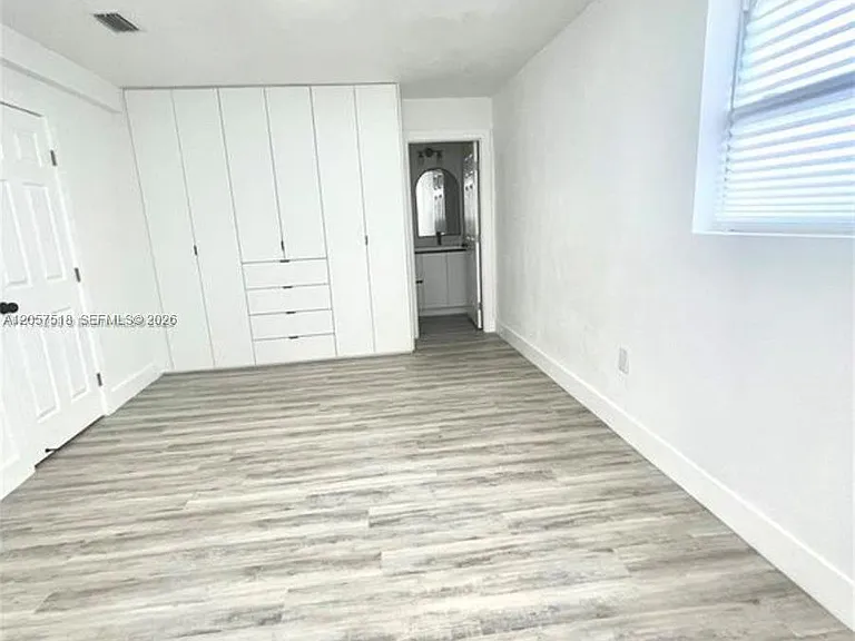 14641 Jackson St — Photo 18