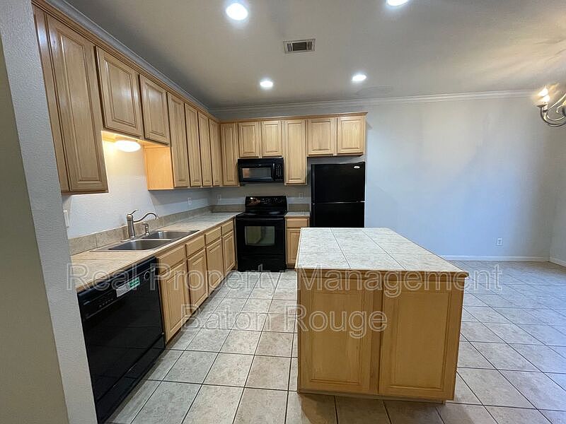 4000 Lake Beau Pre Blvd Baton Rouge, LA, 70820 Apartments for Rent