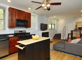 1239 W Jarvis Ave #G-3, Chicago, IL 60626