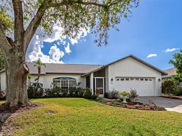 5721 31st Ct E, Bradenton, FL 34203