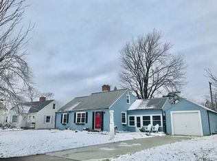 1310 E Park Rd, Grand Island, NY 14072