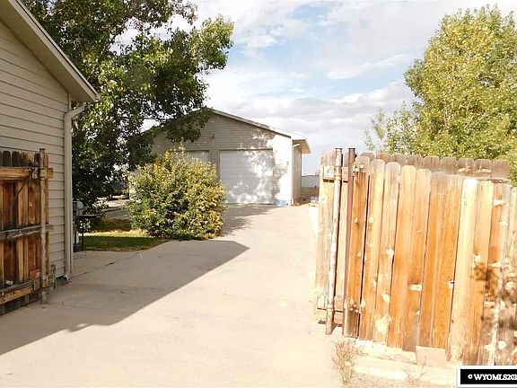 2nd image of 4815 Bel Vista Dr