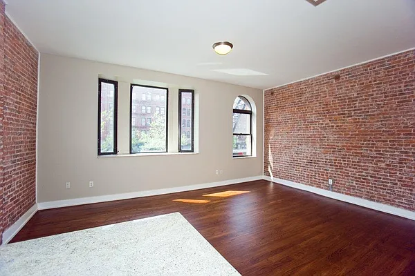 Rented by Vision Group | media 46