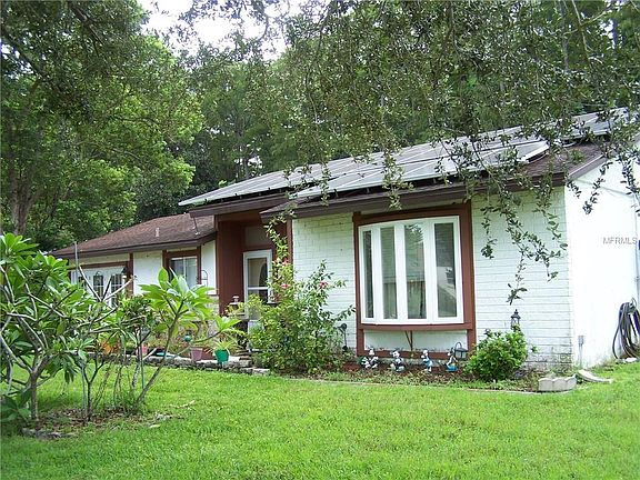 4th image of 10607 Lazy Lake Dr