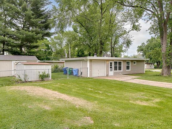 4th image of 27 Saint Celeste Dr