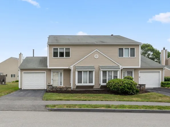 44 Oakwood Ln #44, Worcester, MA 01604