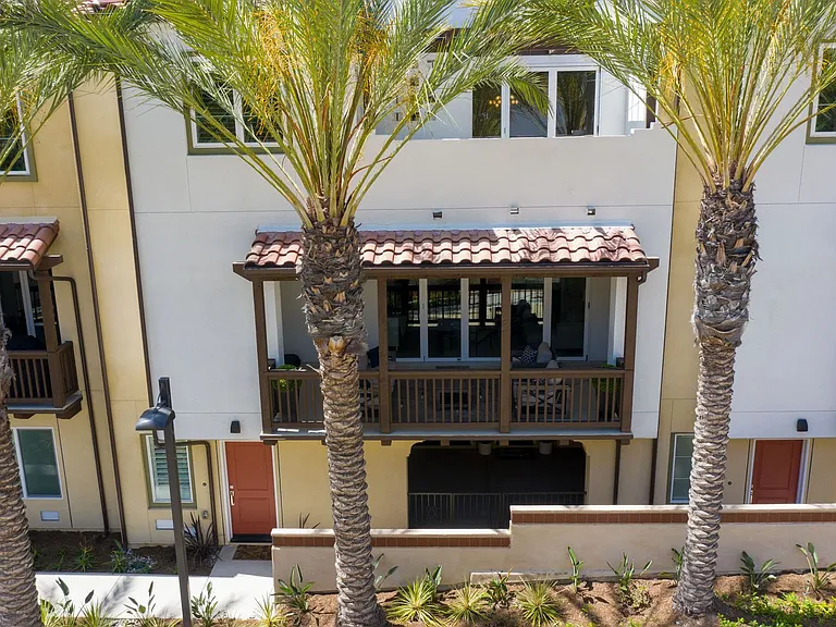 3440 Doheny Way — Photo 32