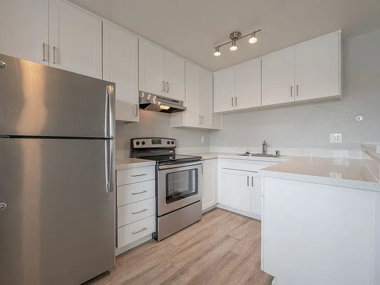 Napa Green Apartments — Photo 14
