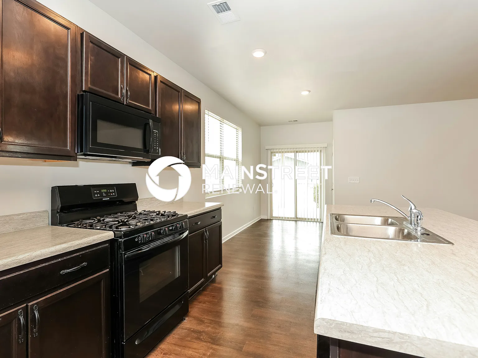 8038 Craighead Dr — Photo 4