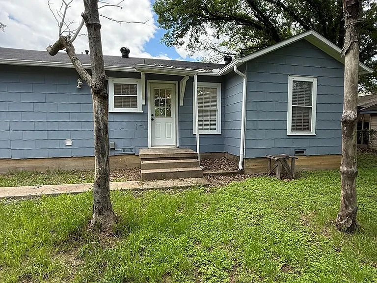 1205 NW 1st Ave — Photo 15