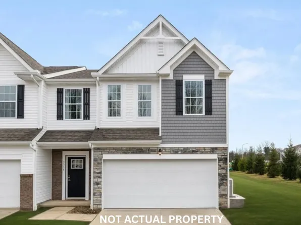 3279 Calveylee Ln, Columbus, OH 43232