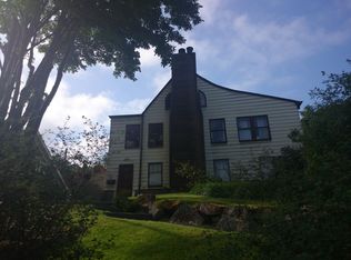 857 E Gwinn Pl, Seattle, WA 98102