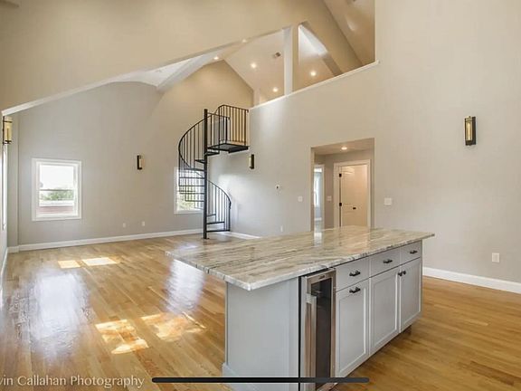 2nd image of 60 Hermon St Unit 5