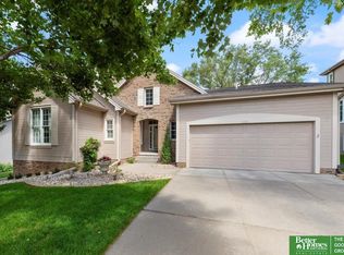 955 S 186th St, Elkhorn, NE 68022