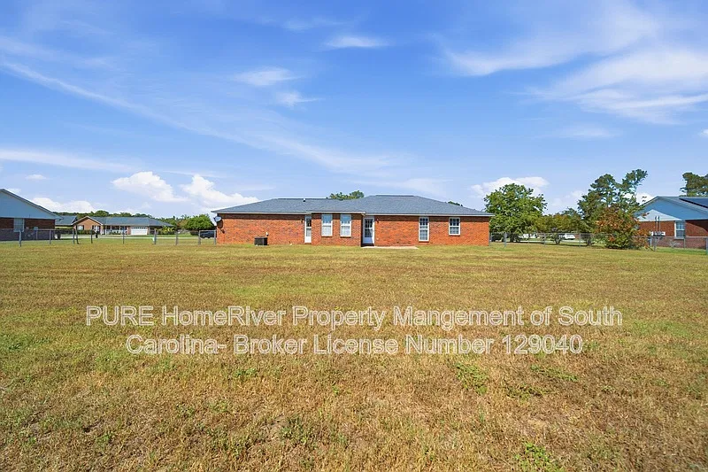 2900 Lancaster Dr