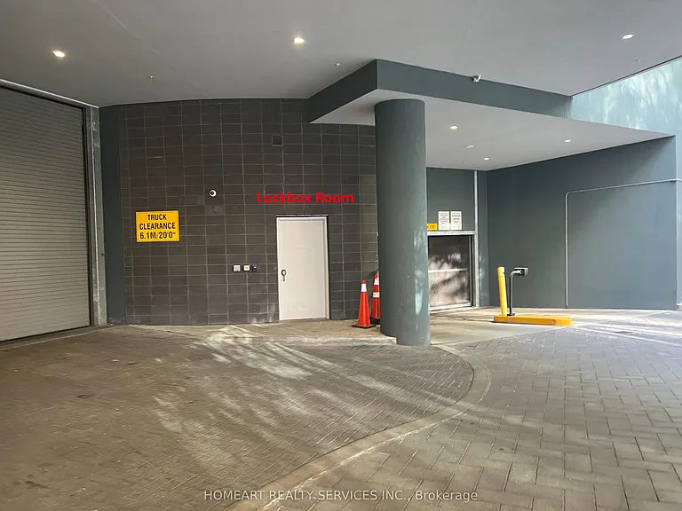 219 Dundas St E #801 — Photo 27