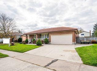 2067 Old Mill Rd, Kitchener, ON N2P1E4