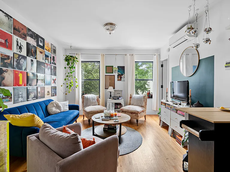 81 Clermont Ave #2 — Photo 1