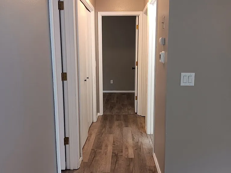 807 E Scott Wayne Dr — Photo 12