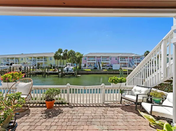 5175 Coquina Key Dr SE APT A, Saint Petersburg, FL 33705