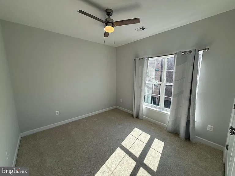 620 Leigh Way — Photo 20