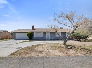 16422 Wells Fargo Ave, Lake Los Angeles, CA 93591