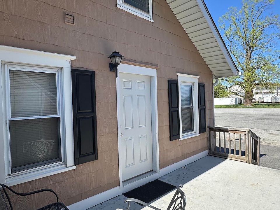 1st image of 3311 Seminole Ave #E