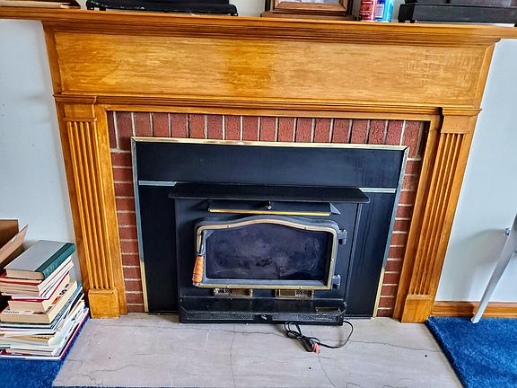 3rd image of 154 W Orchard Springs Dr